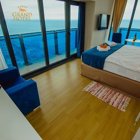 Grand Hotel ☆ Orbi City บาทูมิ ภายนอก รูปภาพ