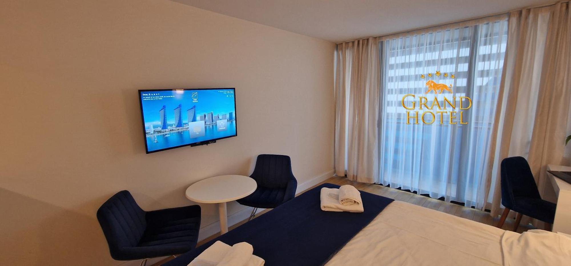 Grand Hotel ☆ Orbi City บาทูมิ ภายนอก รูปภาพ