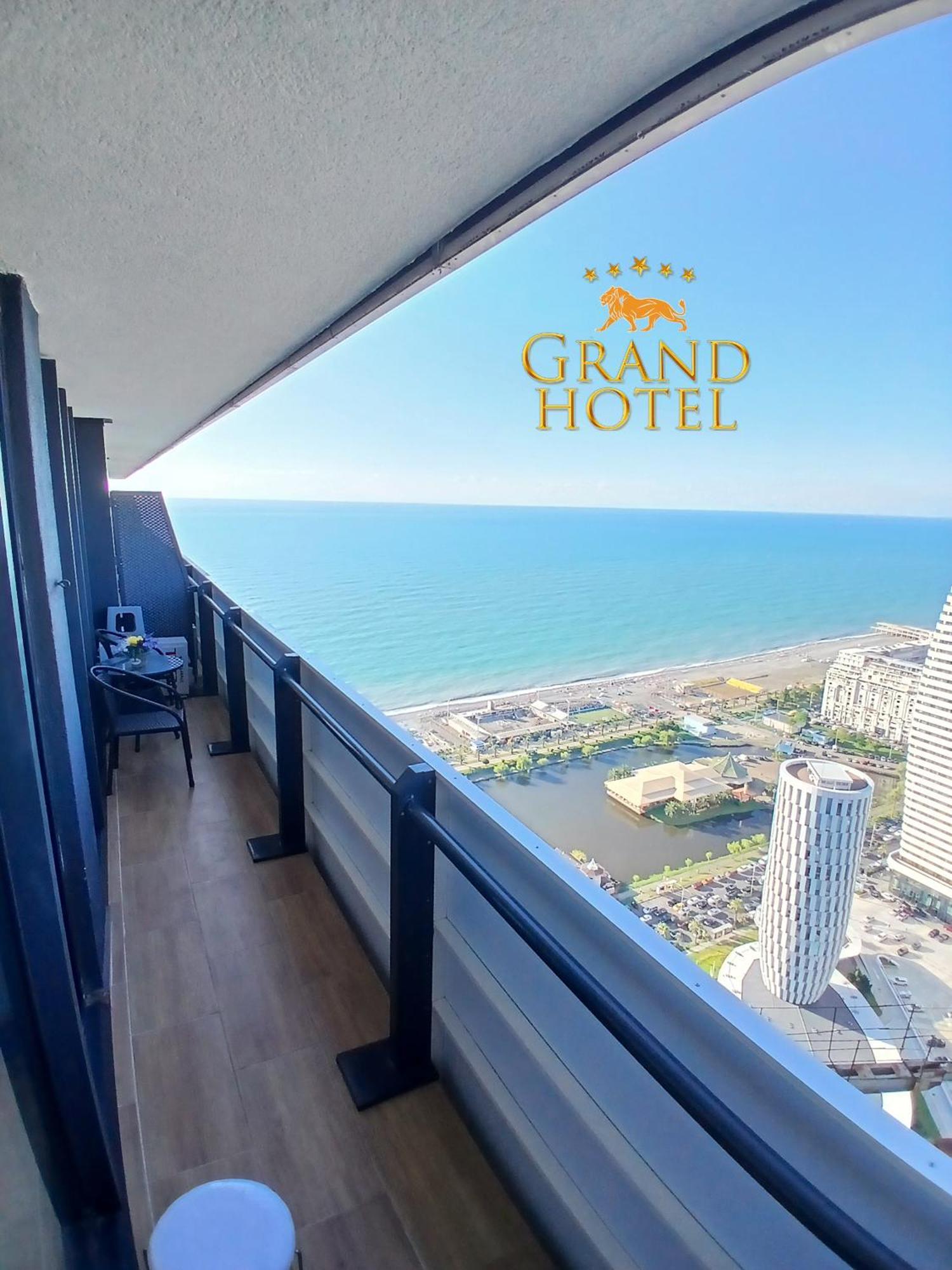 Grand Hotel ☆ Orbi City บาทูมิ ภายนอก รูปภาพ