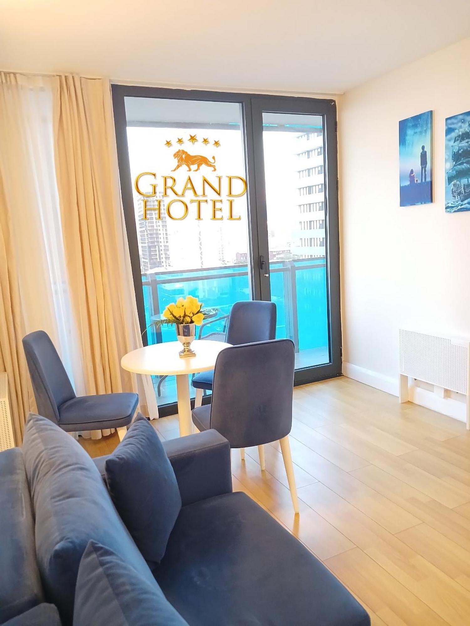 Grand Hotel ☆ Orbi City บาทูมิ ภายนอก รูปภาพ