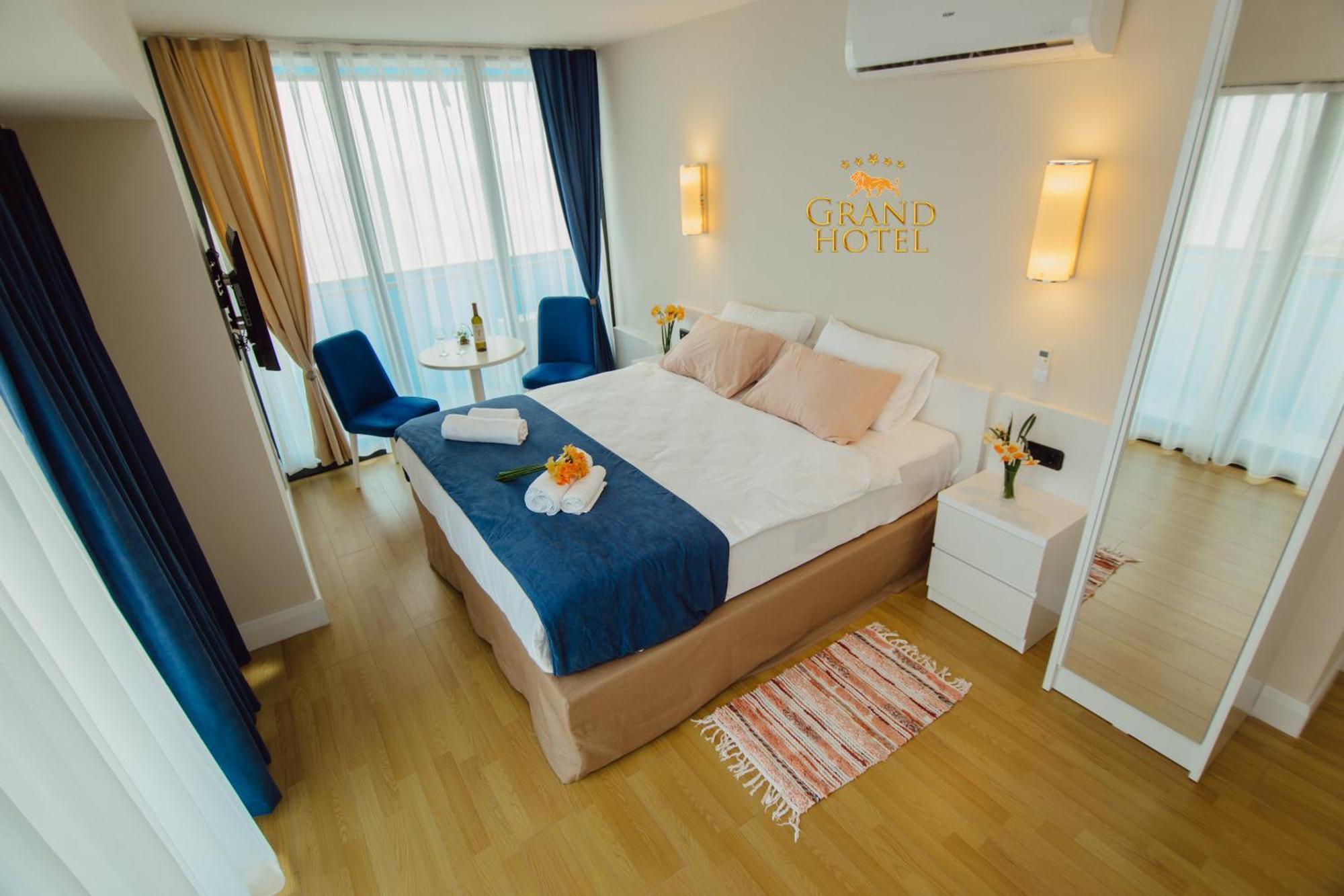 Grand Hotel ☆ Orbi City บาทูมิ ภายนอก รูปภาพ