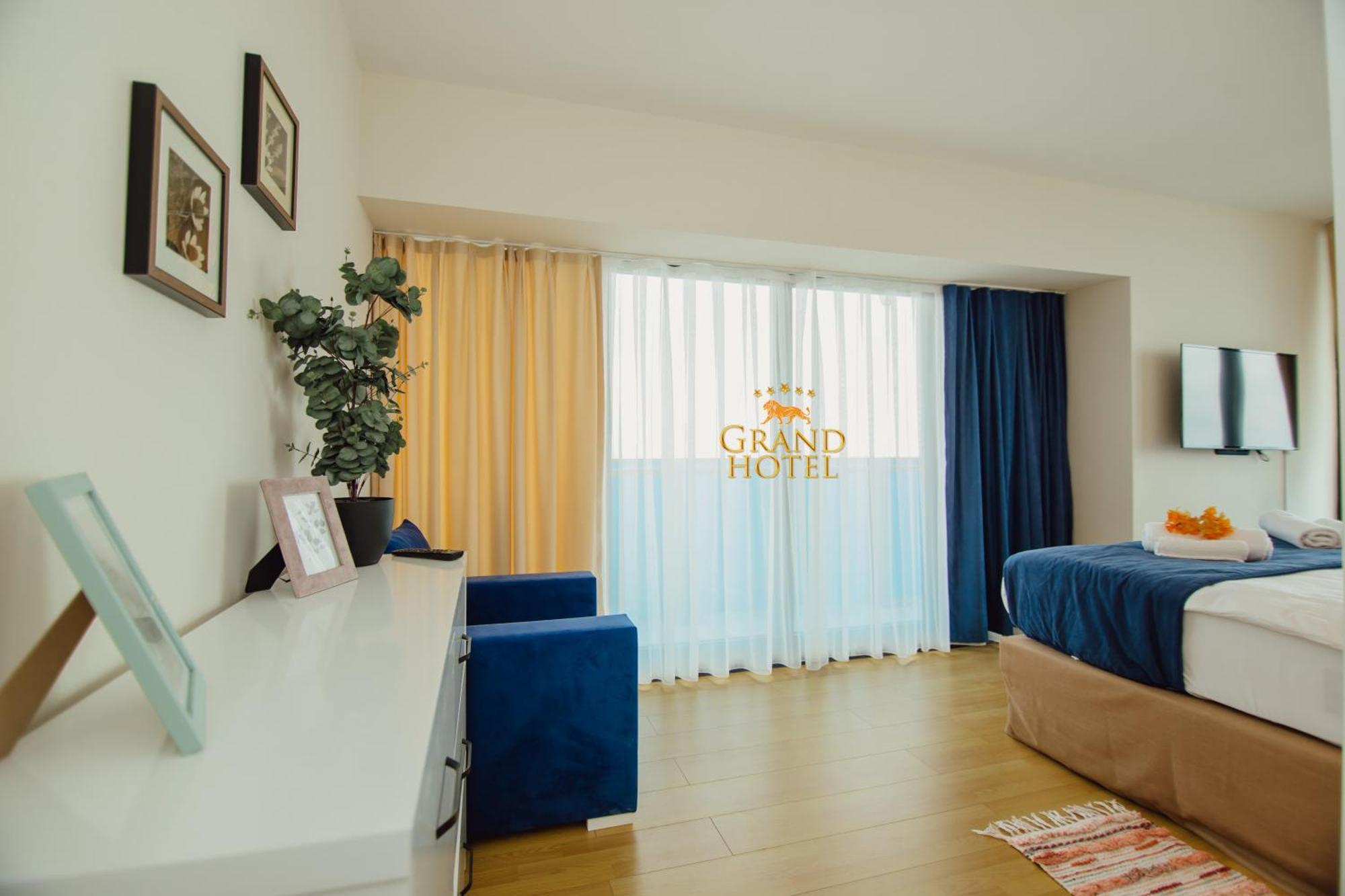 Grand Hotel ☆ Orbi City บาทูมิ ภายนอก รูปภาพ